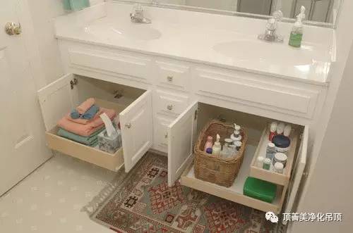 悬挂置物架床上用品图片,悬挂置物架与床上用品的完美融合，一种全新的生活美学图片展示