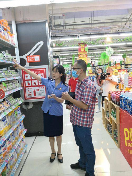 超市床上用品销售员,超市床上用品销售员，专业与热情的结合