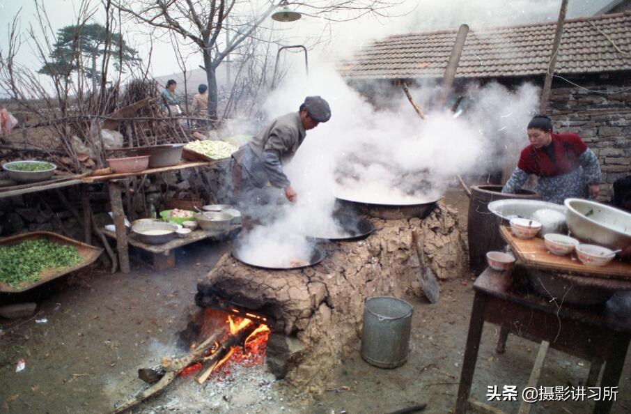 床上用品男方准备几套,床上用品男方准备几套，传统与现代婚礼中的细节考量